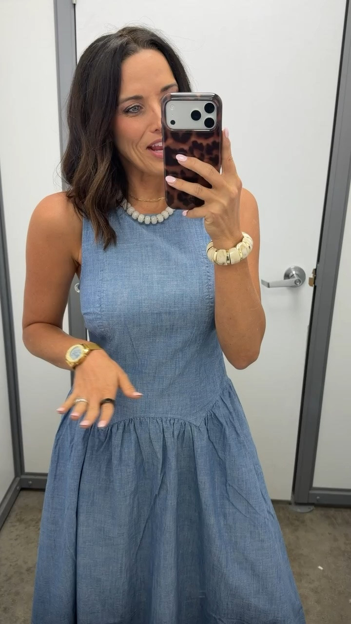this walmart dress is SO good 🤍 lightweight, flattering, and easy to throw on all summer long. wearing an XS! #walmartfashion #walmartfinds #summerdress #affordablefashion #walmartstyle #ootd #casualstyle #summeroutfit