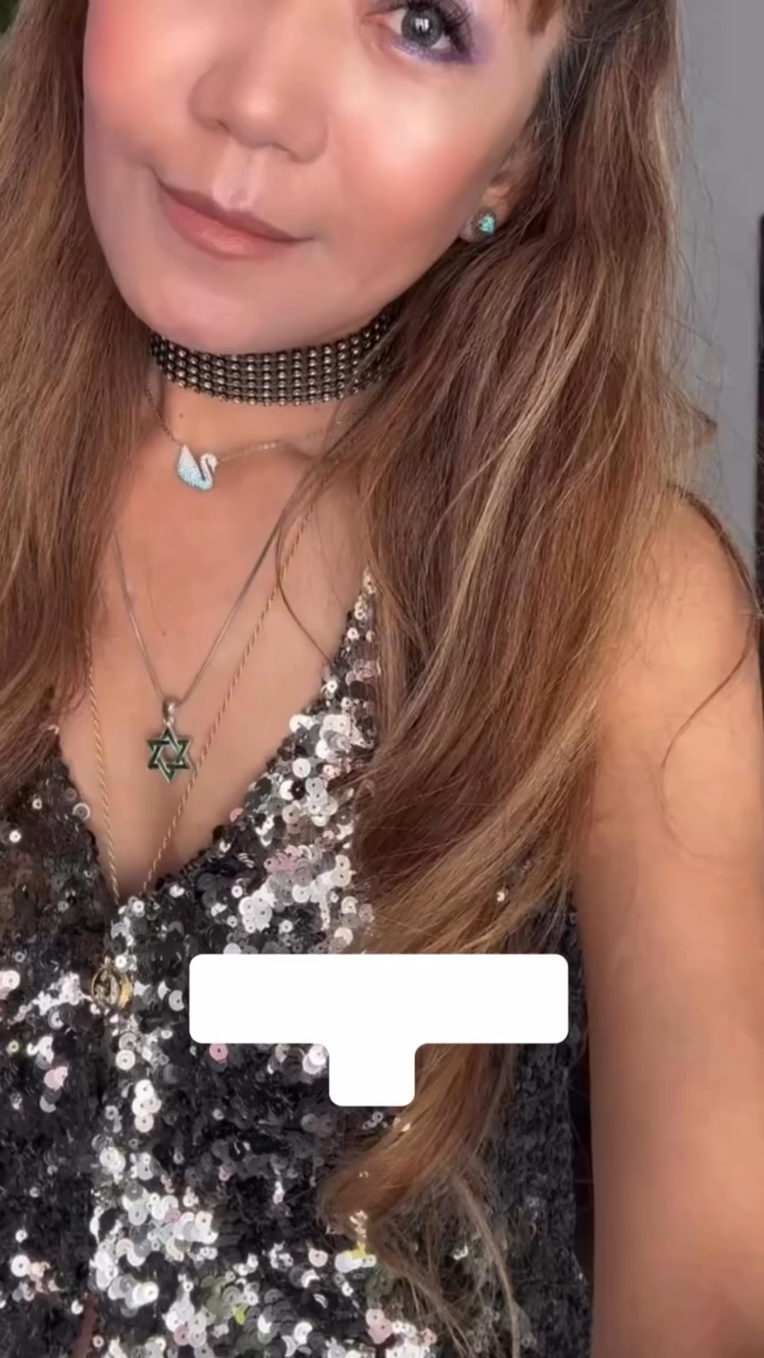 Hello Thursday ❤️ sequin vest to work 💼💰🔋

#thursday #fashion #sequinvest #sequins #sequinfashion #style #blink #heelwithpearls #black #skinnypants