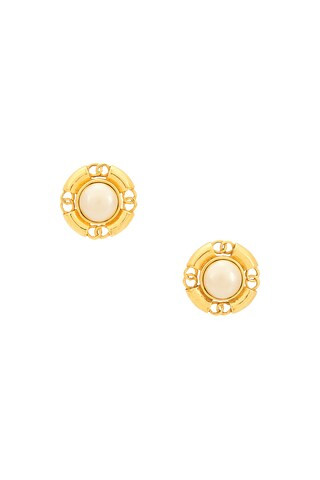 chanel Chanel Coco Mark Pearl Clip-On Earrings in Gold - Metallic Gold. Size all. | FWRD 