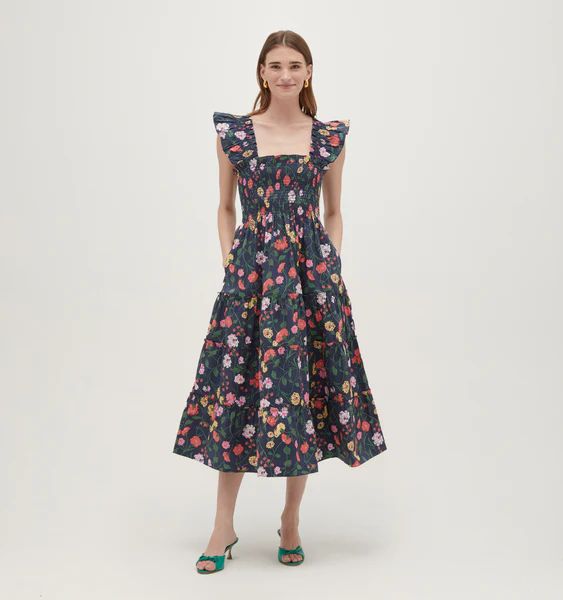 The Ellie Nap Dress - Navy Peony Bouquet Cotton Sateen | Hill House Home