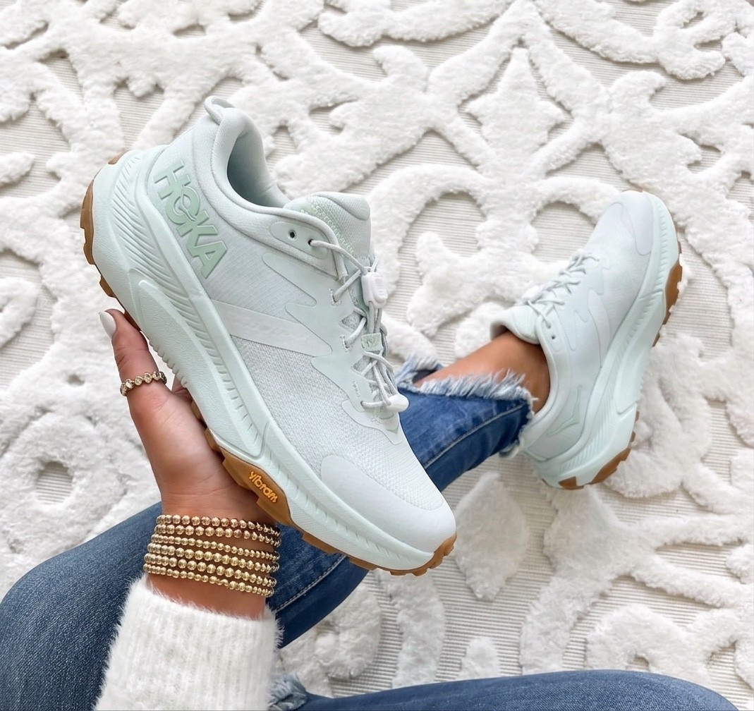 Hoka 25% off 