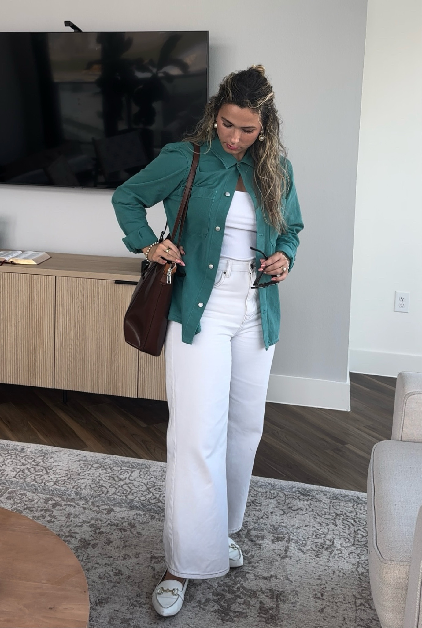 Monochromatic with a pop of color 

#LTKWorkwear #LTKStyleTip #LTKBacktoSchool