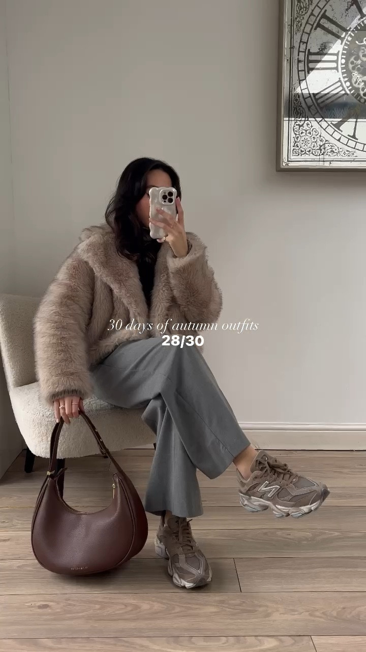 Day 28/30 autumn outfits. New balance 9060, grey trousers, brown bag, faux fur jacket, brown outfit, stradivarius, asos, katie loxton, h&m #ltkgift

#LTKGiftGuide #LTKSeasonal #LTKshoecrush
