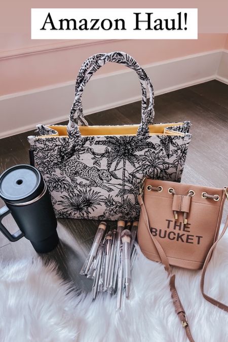 Cute new Amazon finds! I’m loving these designer look for less bags! #founditonamazon 

Lee Anne Benjamin 🤍

#LTKFind #LTKitbag #LTKstyletip