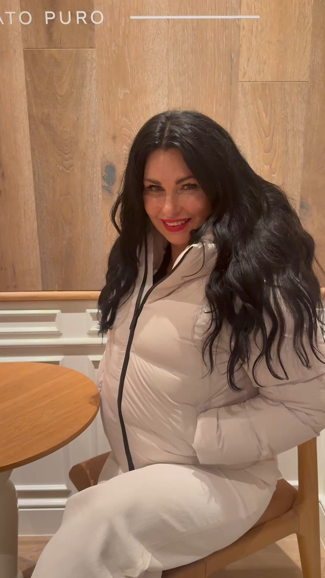 Winter puffer time! 💗

I love jackets. Winter jackets may be one of  my favorite outfit pieces. Coats set the mood.🌸

#winterpuffer #jackets #coats #puffer #marneystidbits



#LTKdayinmylife #LTKSeasonal #LTKvlog