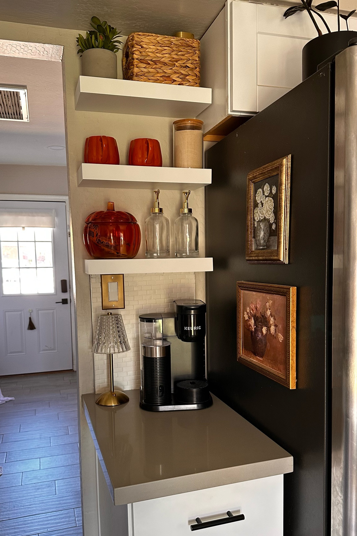 Kitchen DIY 

Part 2 of removing my bulky cabinet to create a small coffee nook! 

I think it turned out pretty cute and I can’t wait to decorate this corner for Christmas! So yes spam me with your ideas of how you would decorate it! 🥰

#shelfgoals #diymakeover #shelfstyling #shelfiestyling #shelfielicious #kitchen #kitchendesign #kitchendecor #homeinteriordaily #ltkhomedecor #homestyleinspo #gettingchristmasready
