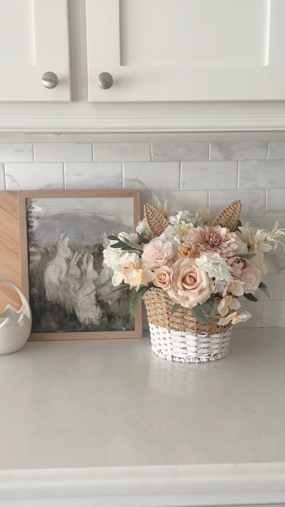 Easter flowers decor #easter #easterflowers #easter2025 

#LTKSeasonal #LTKHome