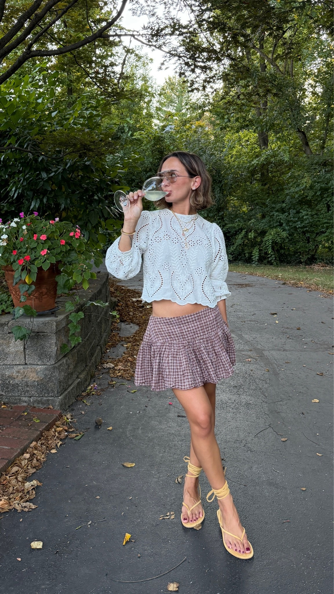 XS top! The waist on this skirt was big/back is stretchy so I pinned on the side