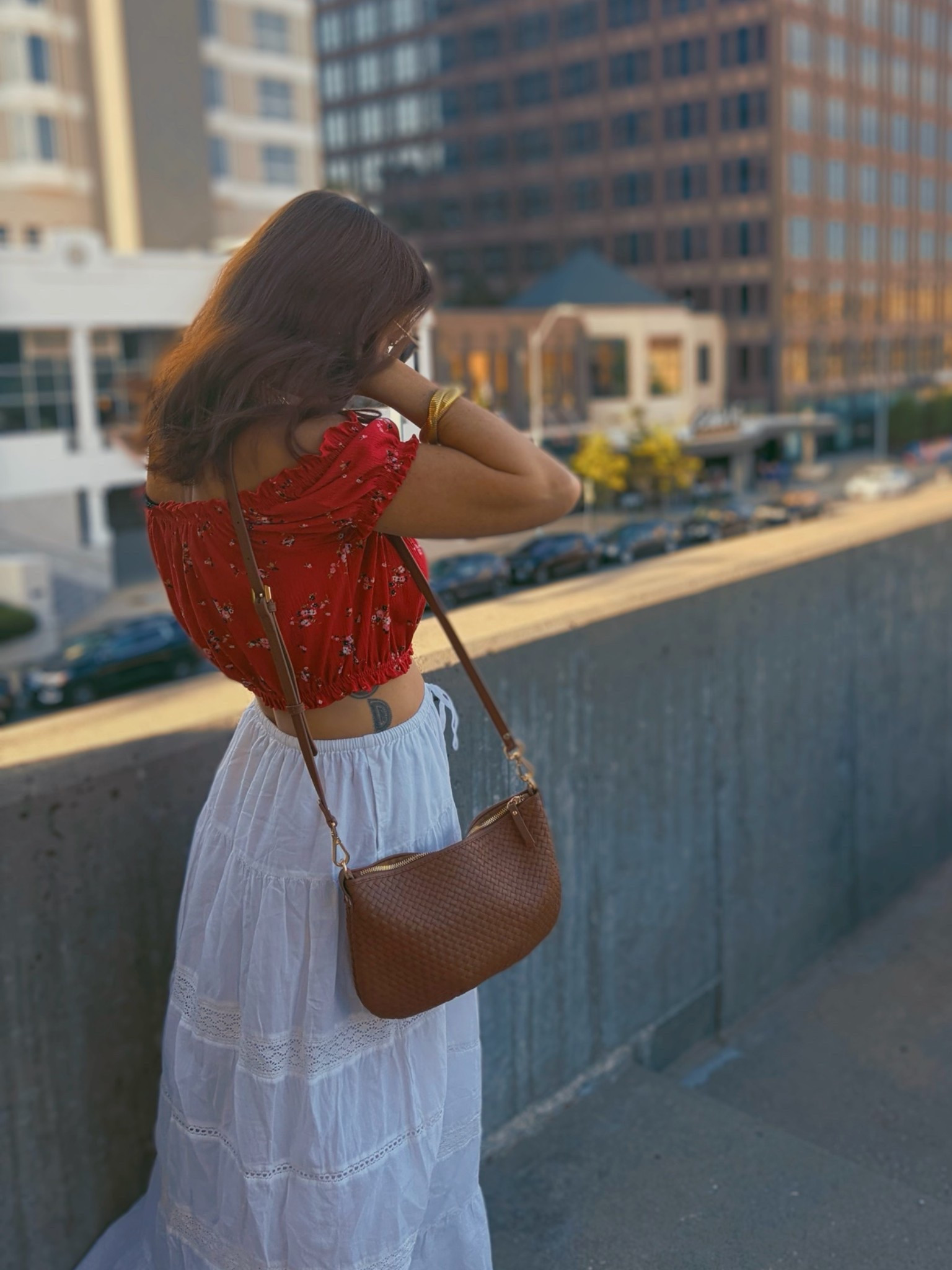 This Quince bag remains my go to favorite for every night out 🤎

#LTKootd #LTKgrwm #LTKOver40