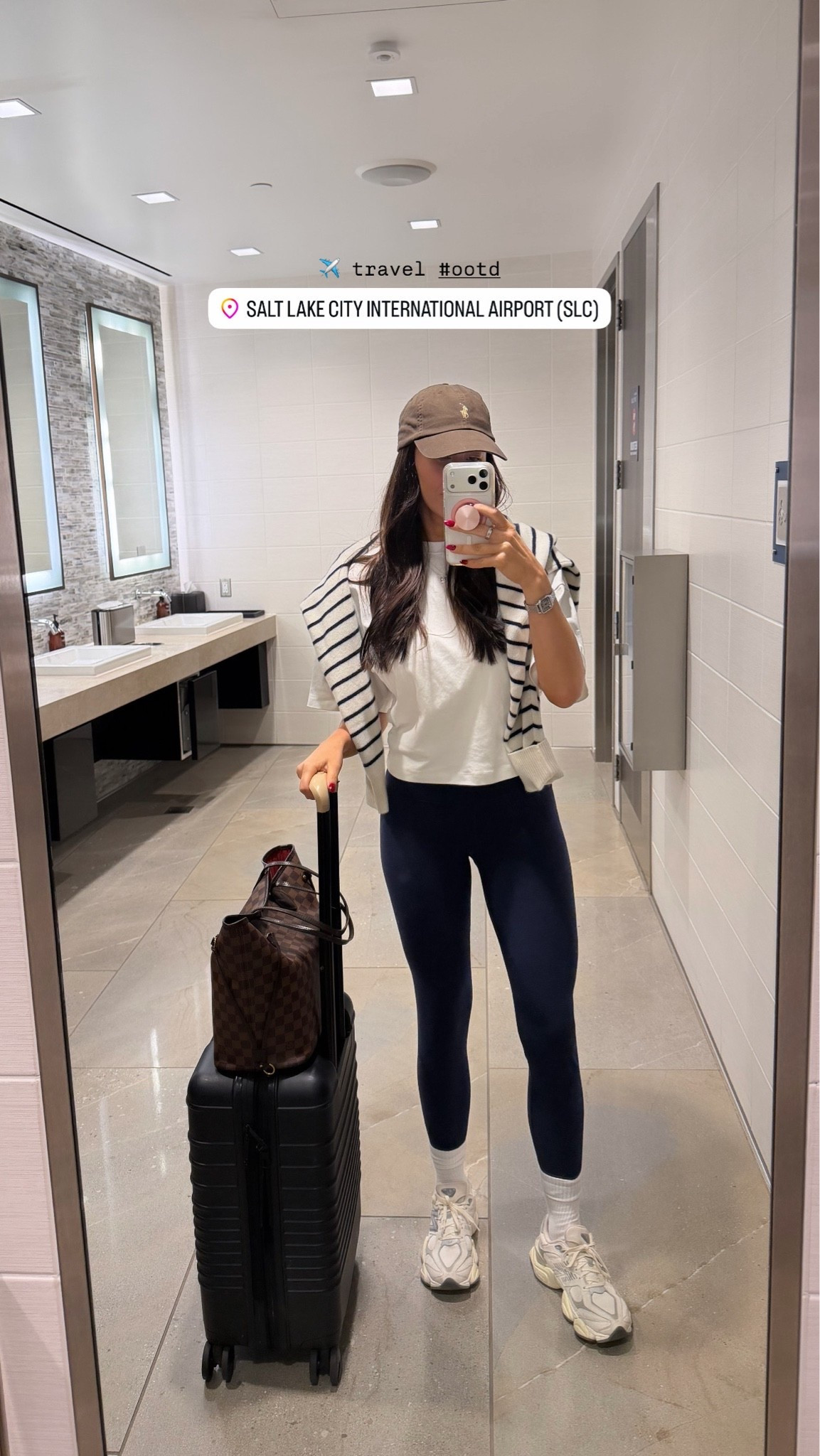 Have been so busy with back to school I forgot to mention we’re going on a quick trip! Travel day outfit: 

Tshirt: M
Leggings: 6
Sweater: M

#LTKgrwm #LTKTravel #LTKootd