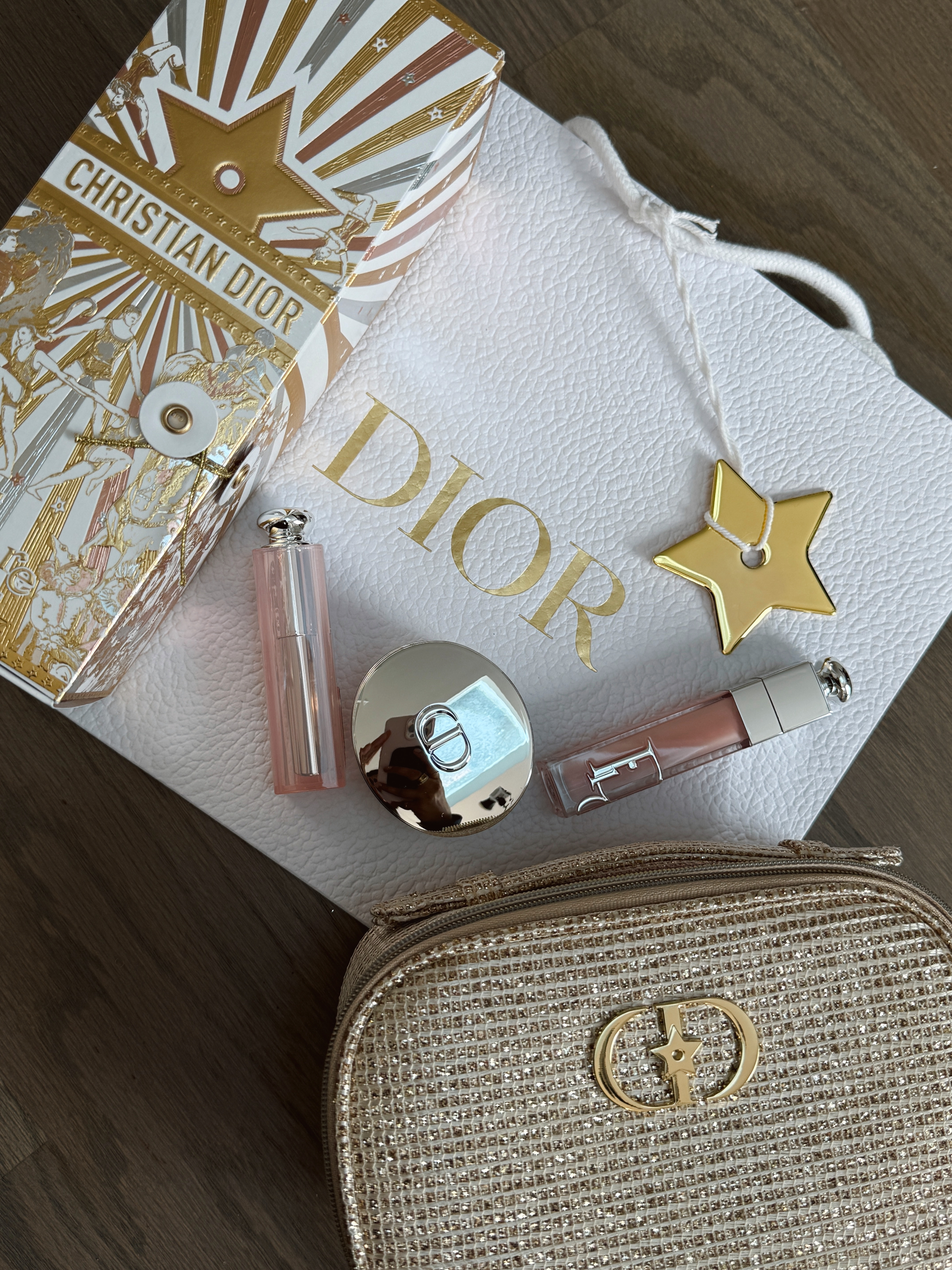 I’ve been absolutely loving the holiday sets from @diorbeauty! 

 #LTKHoliday #LTKgrwm #LTKBeauty