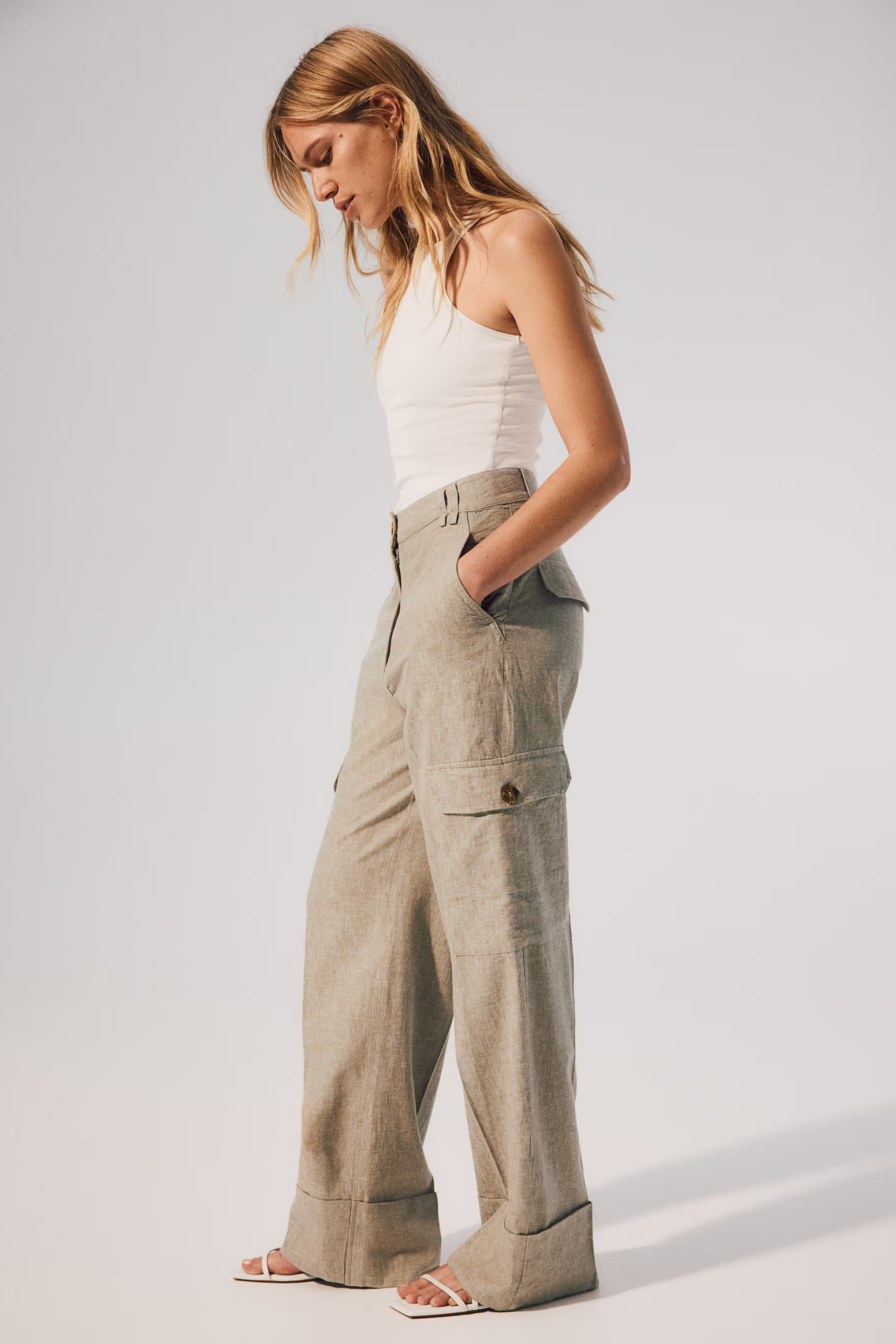 Linen-blend cargo trousers | H&M (UK, MY, IN, SG, PH, TW, HK)