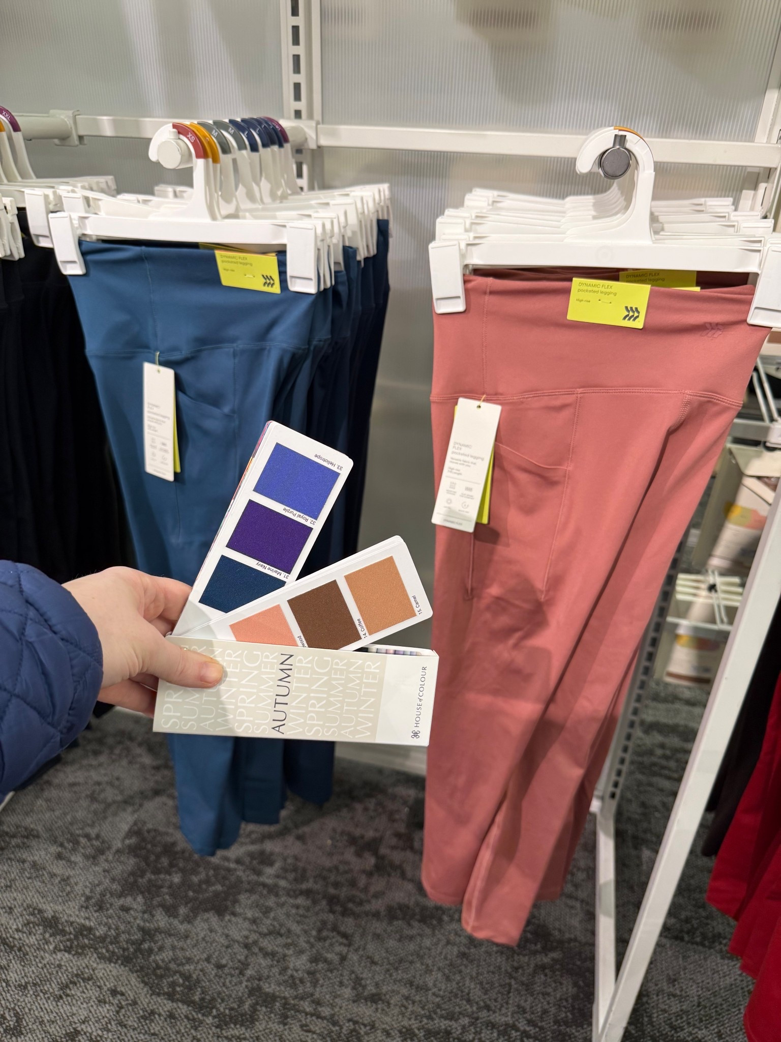 Trade in your black leggings for some gorgeous autumn colors. #hocautumn 