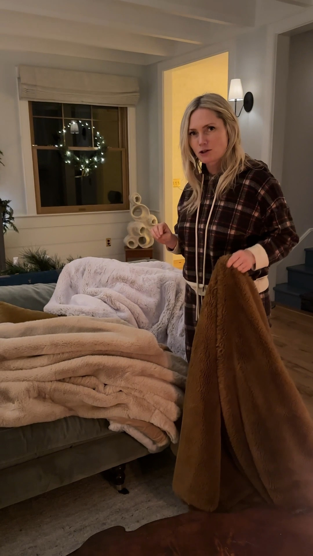 FAUX FUR BLANKET REVIEW. I tested three of the best faux fur blankets on the market right now (from Crate & Barrel,
West Elm, and Anthropologie). All would make a great gift and they all have different strengths - which one would you take home? 

#LTKVideo #LTKCyberWeek #LTKGiftGuide