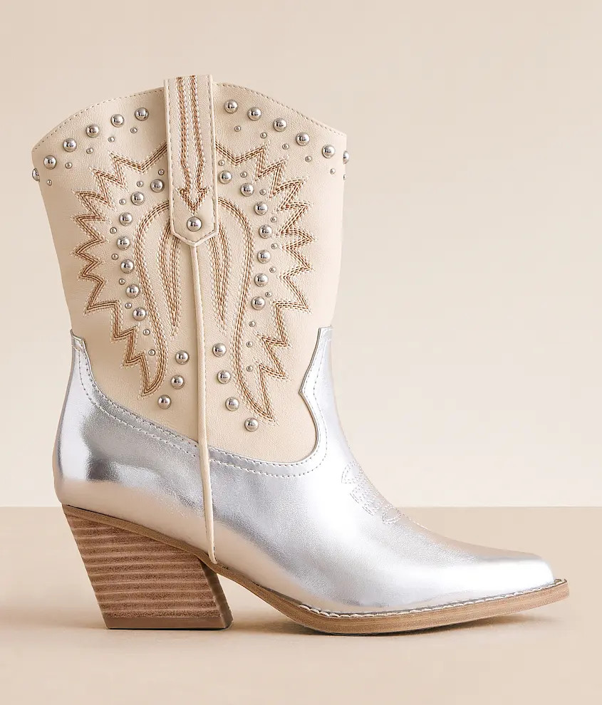 Aledo Studded Western Ankle Boot | Buckle