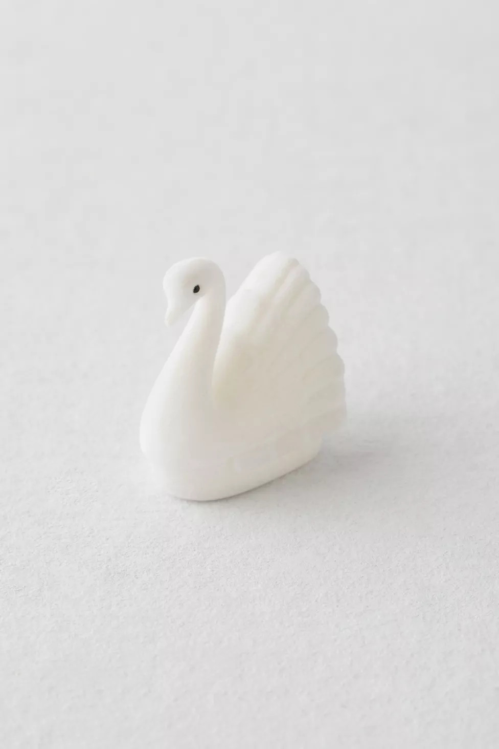 Icon Flocked Ring Box | Urban Outfitters (US and RoW)