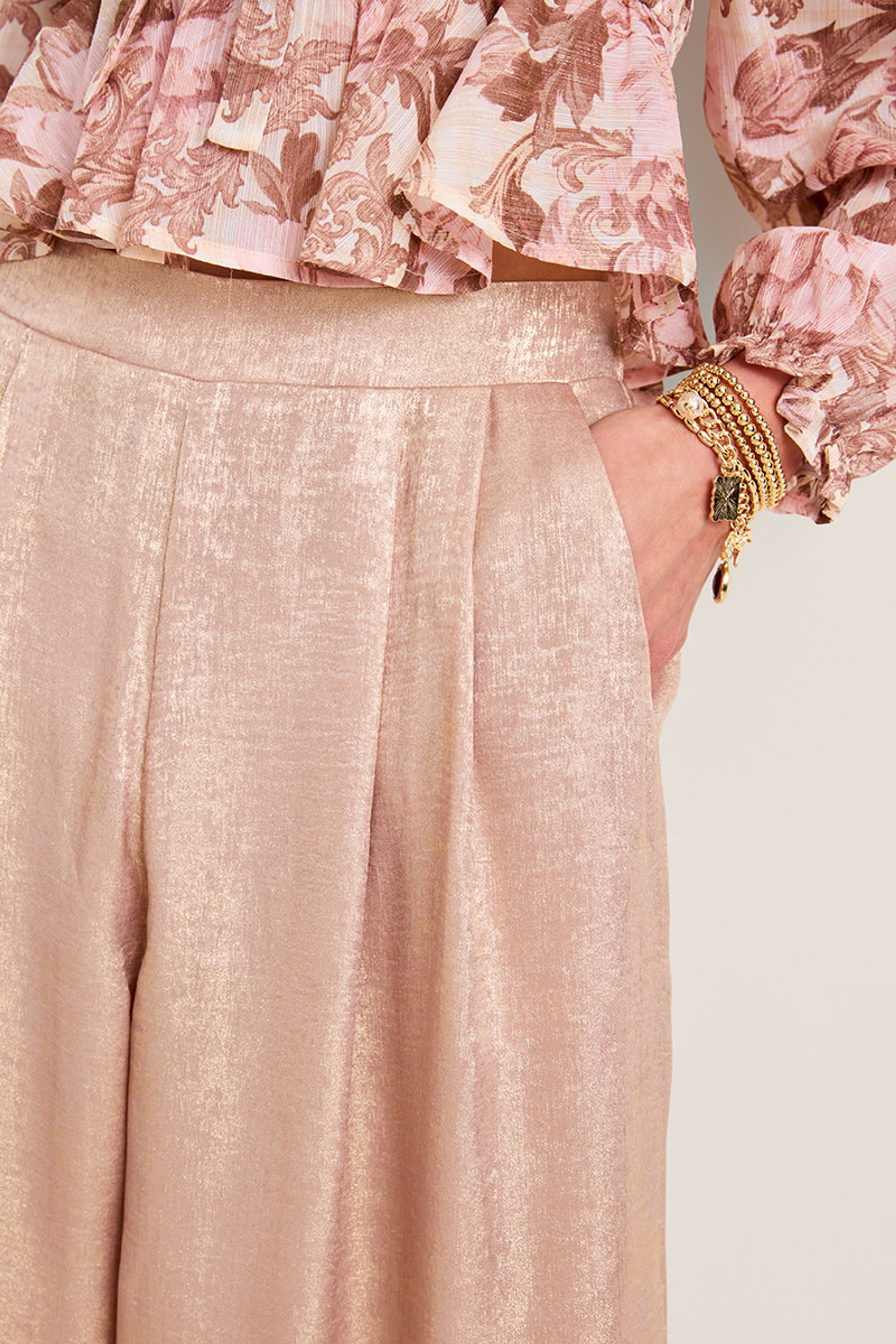 Mary Shimmer Wide Leg Pants | Francesca's