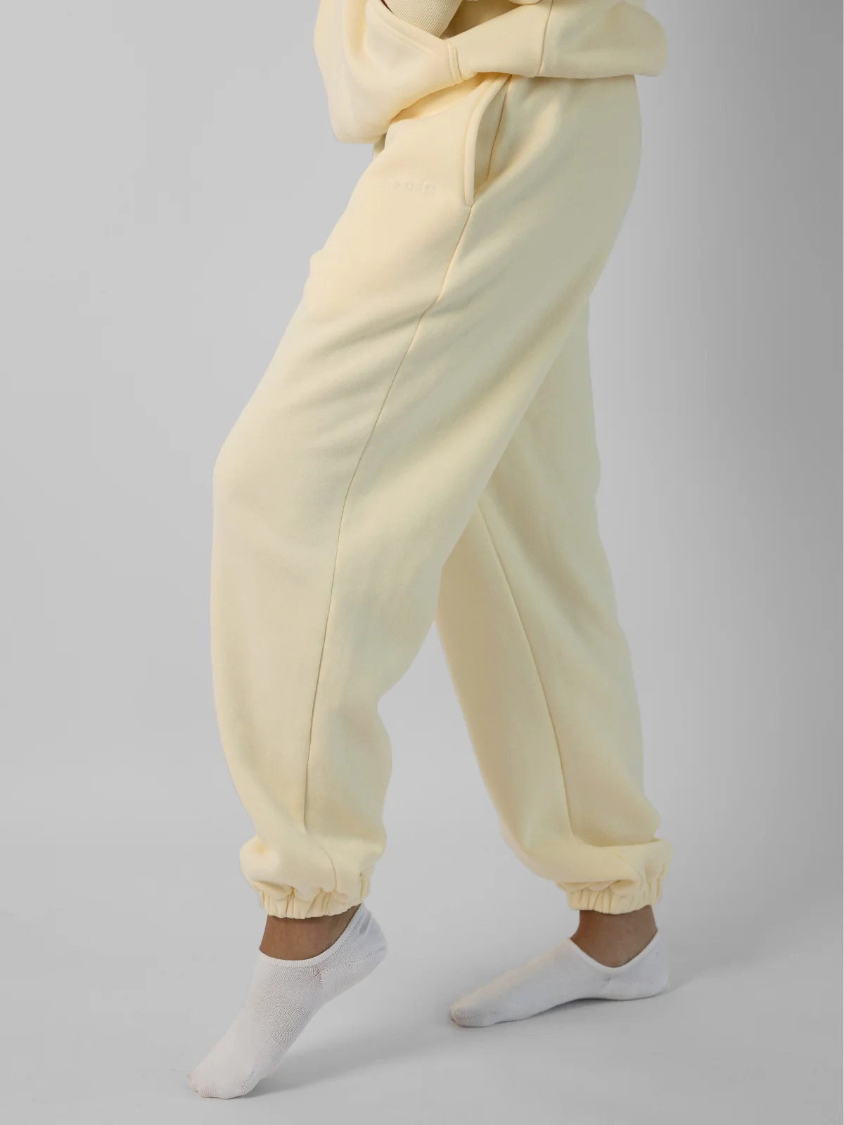 Comfrt Signature Sweatpants | Butter | Yellow | Oversized | S | Small | Comfrt