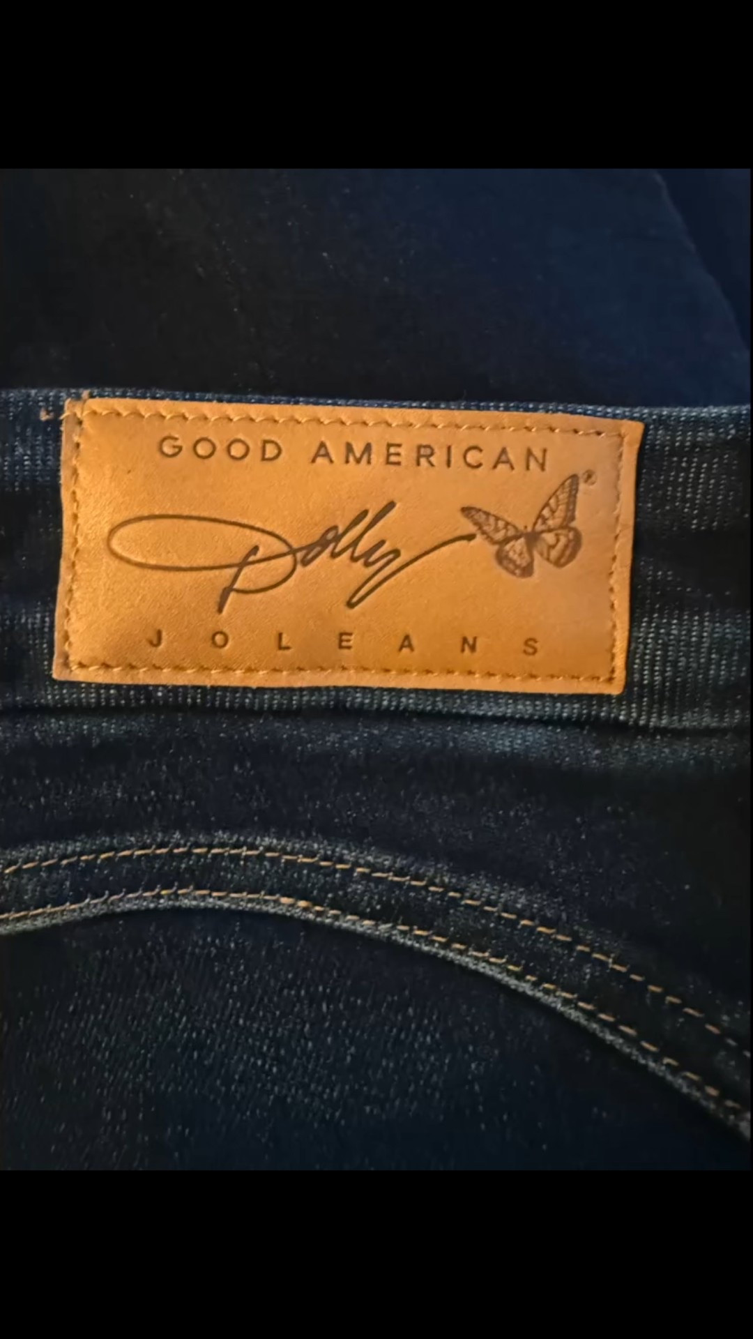 Dolly Parton FOREVER!
Love these Good American Joleans and my Kendra Scott Dolly Parton Jewelry!
The flare on these jeans and the pocket shape are so flattering and I can’t get enough of my butterfly jewelry!


#LTKMidsize #LTKPetite #LTKStyleTip