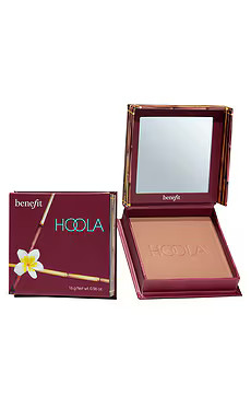 Jumbo Hoola Bronzer
                    
                    Benefit Cosmetics | Revolve Clothing (Global)