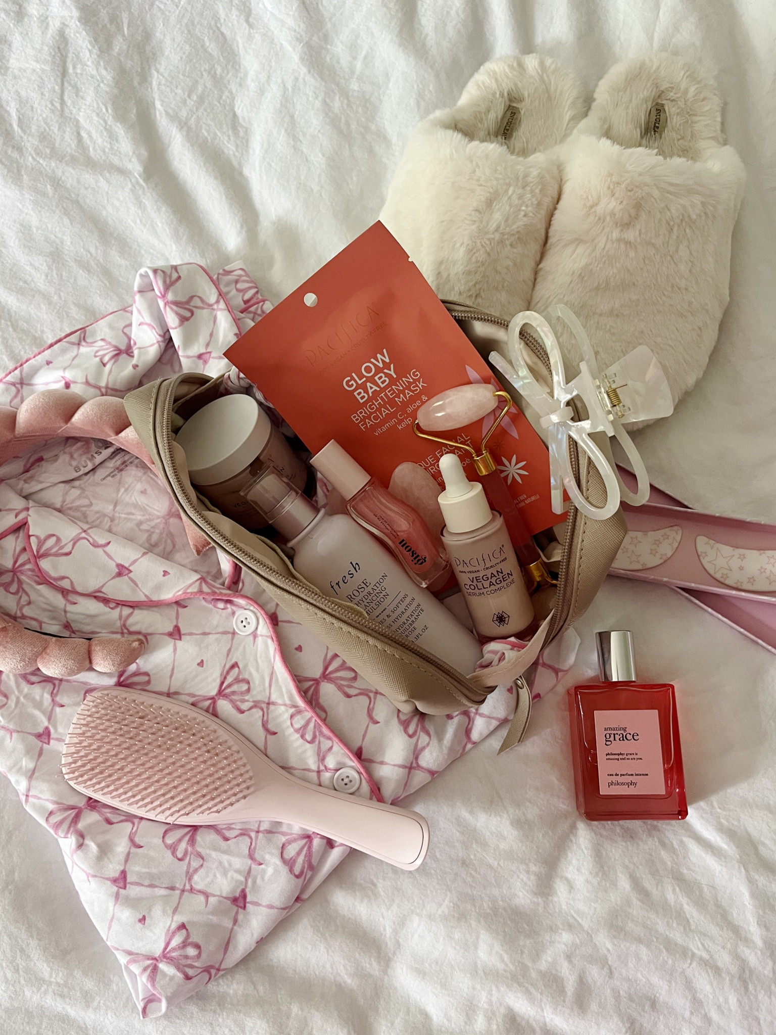 Girly morning essentials 🍵💗🌸✨

Pajamas, bows, ribbons, beauty, self care, girly girl, aesthetic, Pinterest, pink aesthetic, pink Pilates princess, skincare 

#LTKBeauty