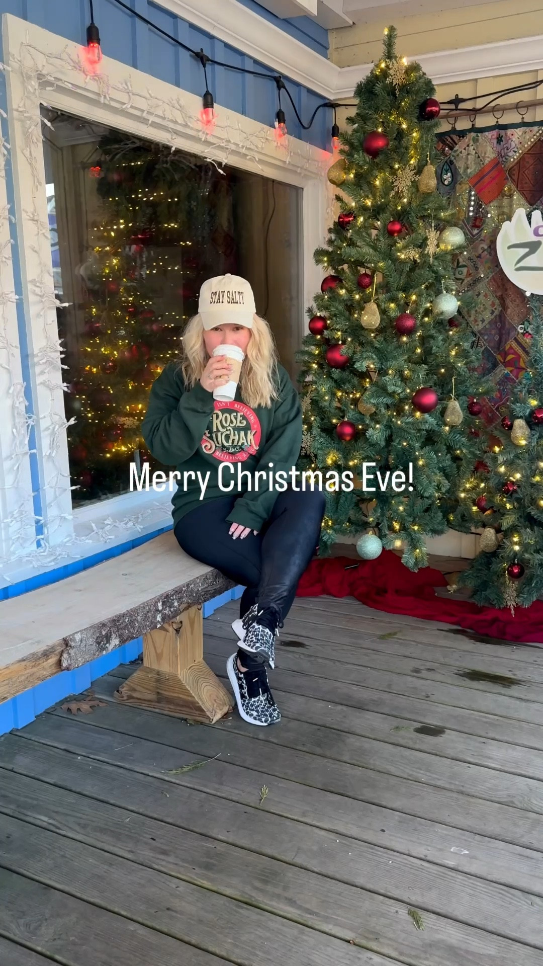 That is a wrap friends, now we wait for the jolly man in a red suit to come tonight. Are you ready?
##anauticalchristmas #christmaseve #christmasobssessed 