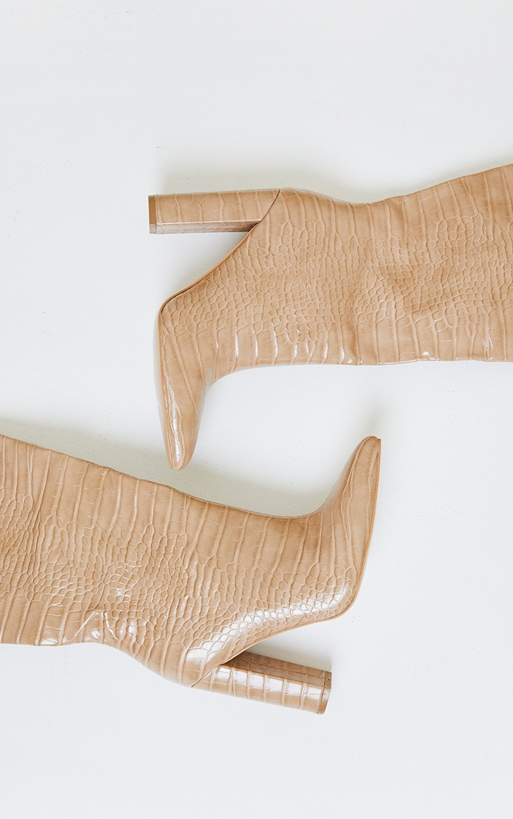 Nude Knee High Point Block Heel Boots | PrettyLittleThing US