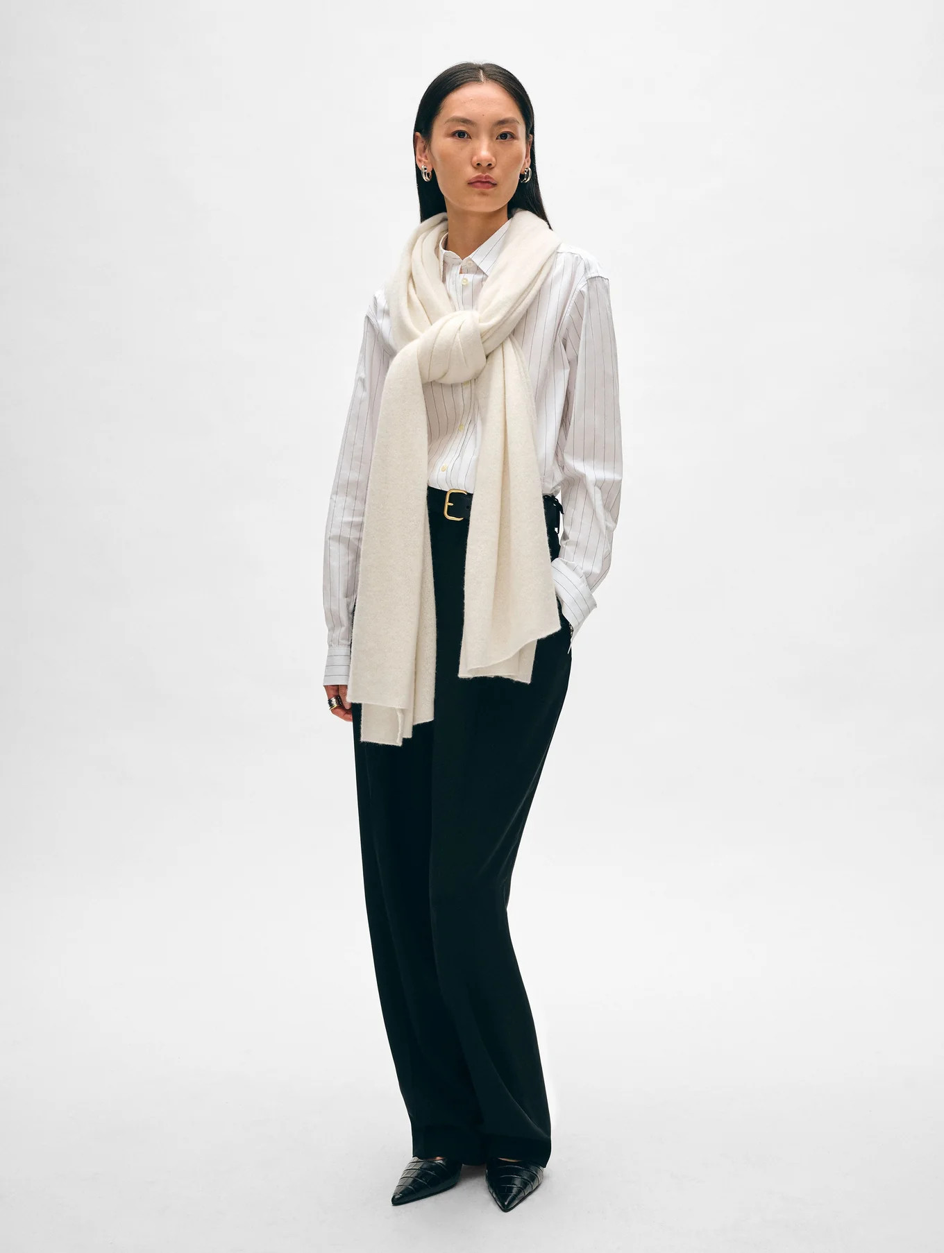 Cashmere Travel Wrap | White and Warren