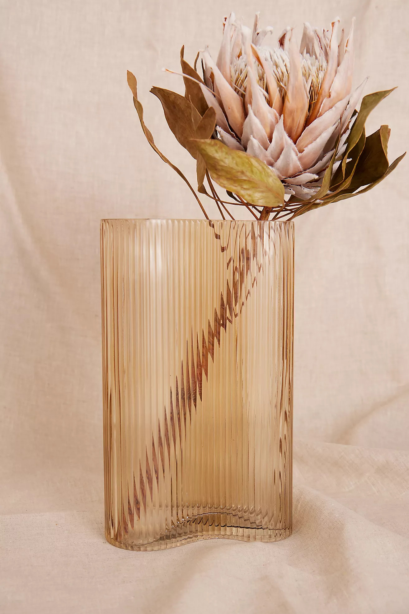 Grand vase en verre ondulé Allure | Anthropologie (EU)