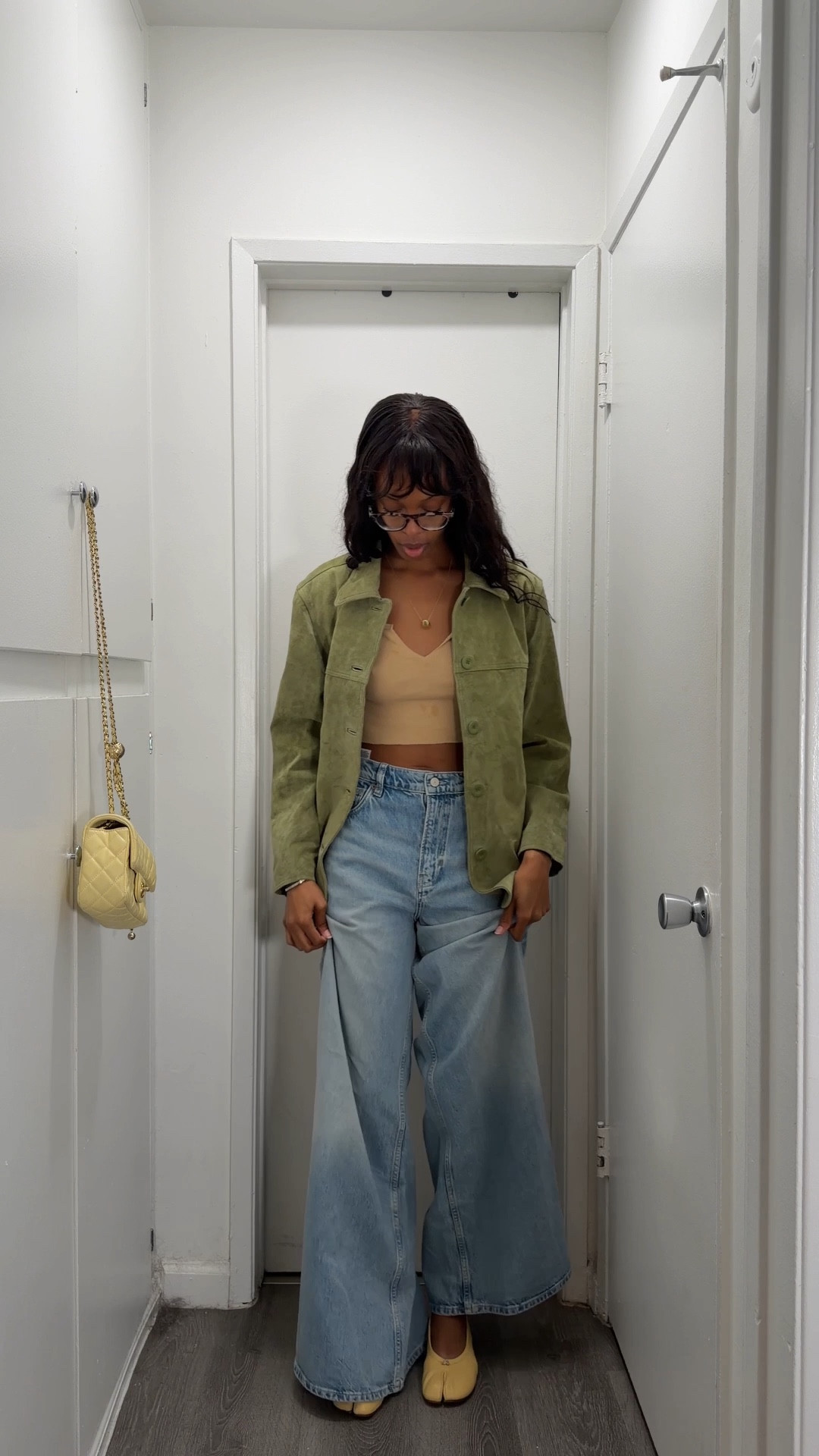 outfit of the day for the rainy weather this weekend. LOVE these jeans so much

#LTKootd #LTKTall #LTKFindsUnder100