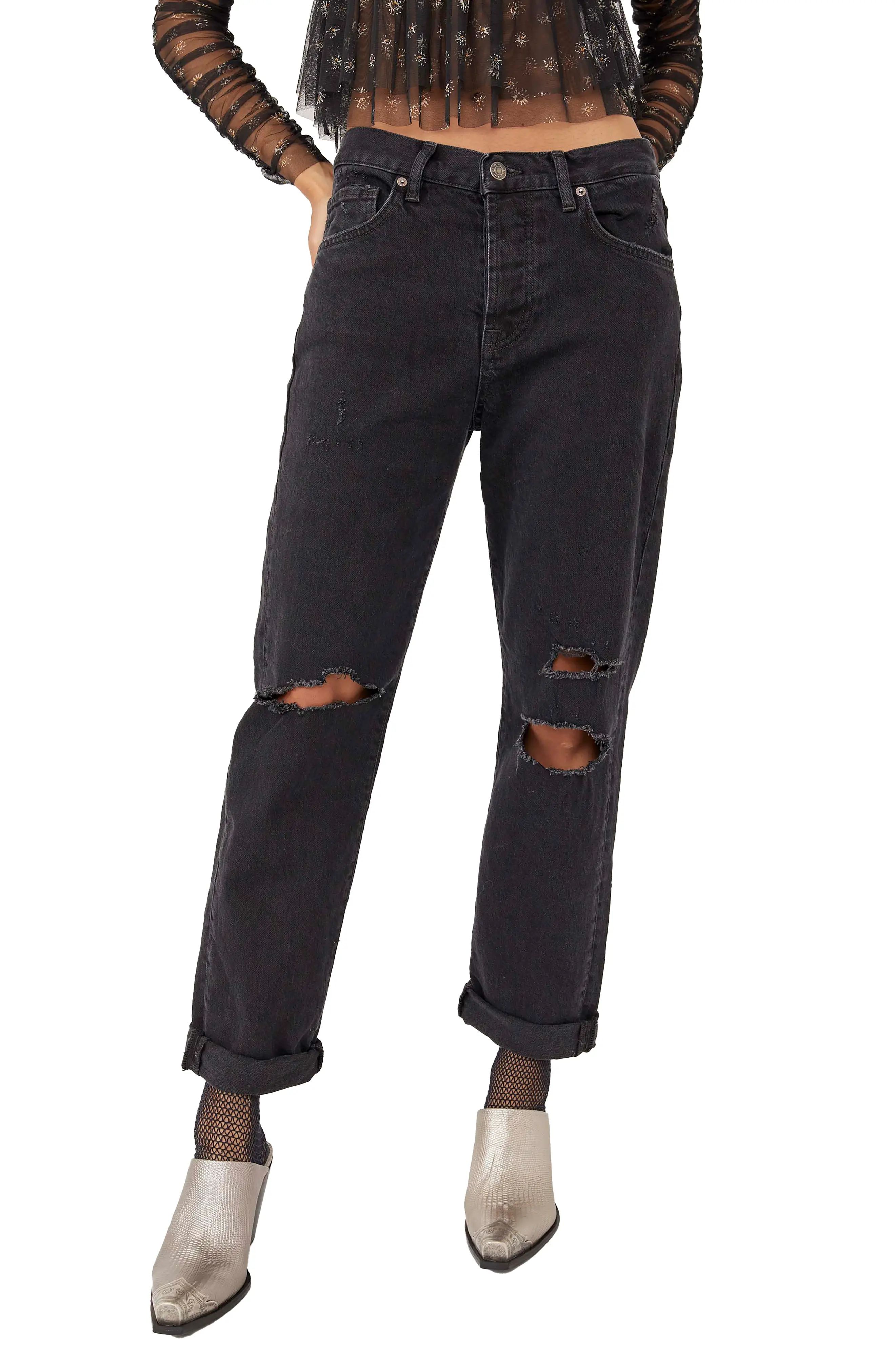 Free People Bren Distressed Boyfriend Jeans, Size 26 in Black at Nordstrom | Nordstrom