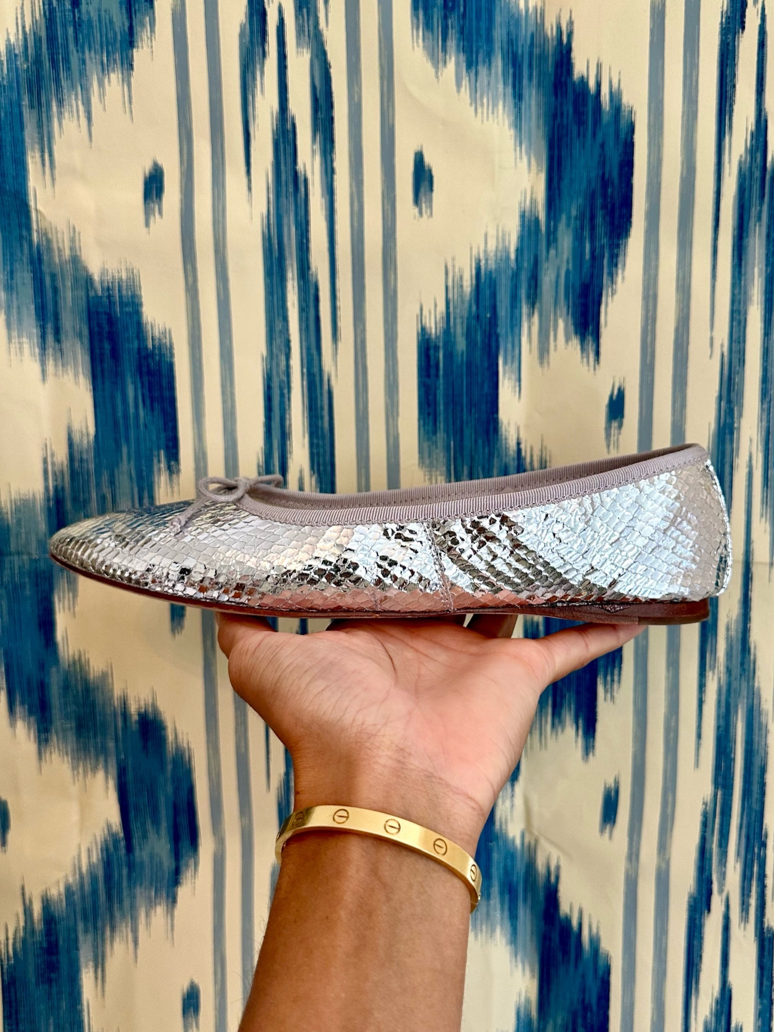 my love for a silver flat runs deep 🩶 linking some of my favorites !

#LTKSeasonal #LTKHoliday #LTKshoecrush