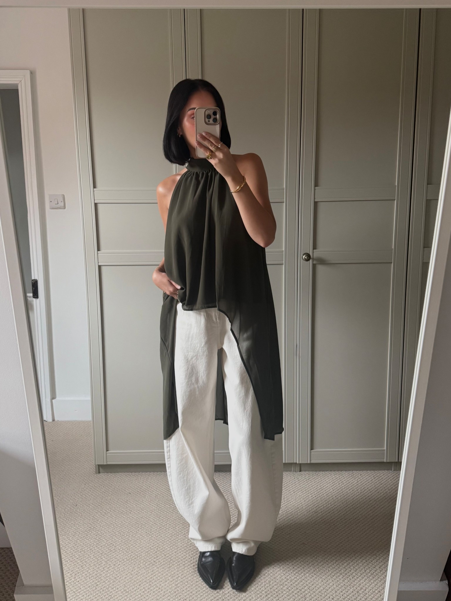 Jeans and a nice top x 

#LTKuk #LTKautumn #LTKjeans