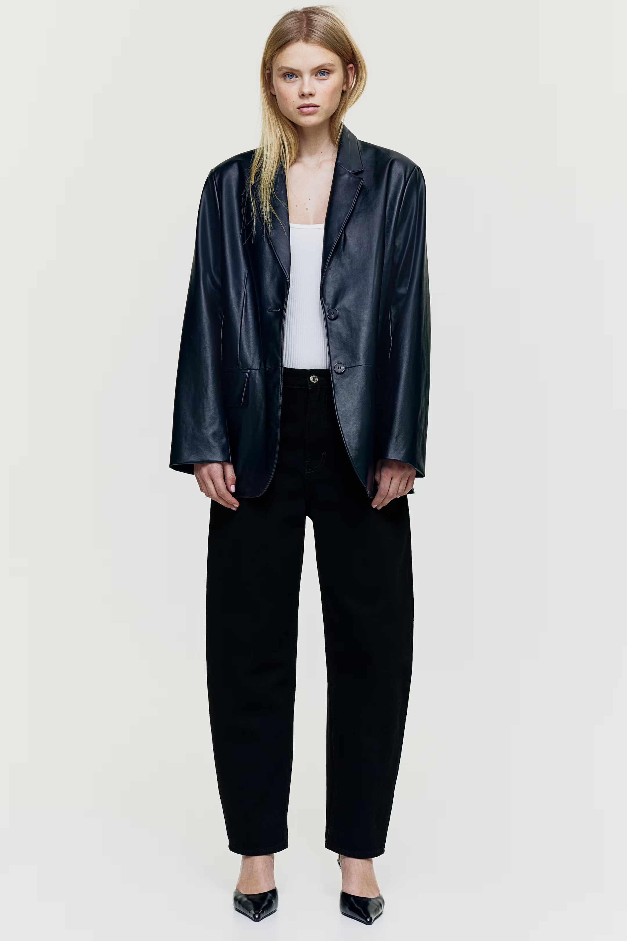 High Rise Barrel Leg Jeans | H&M (US + CA)