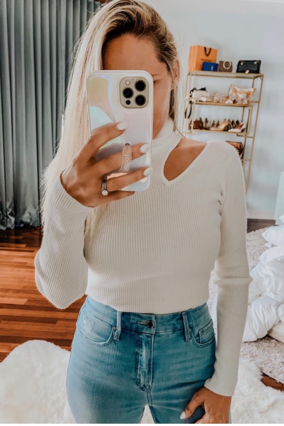 Gorgeous winter sweater. Wearing small 

#LTKFind #LTKunder100 #LTKsalealert