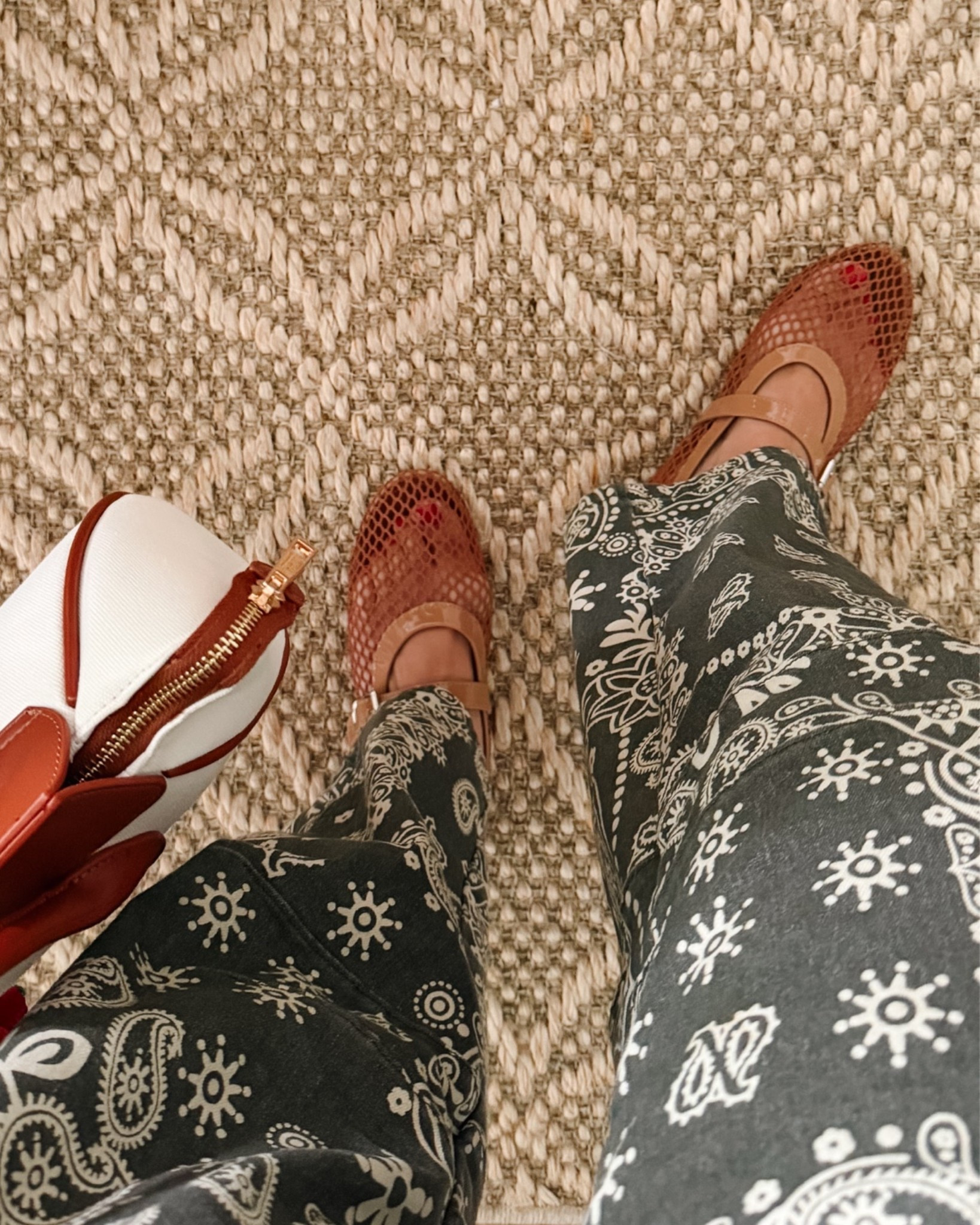I love these Amazon bandana jeans! They come in several colors and have a slight barrel on the leg which is super flattering! I’m in a size medium which is TTS for me! Everything is linked.

#LTKmomlife #LTKgrwm #LTKootd