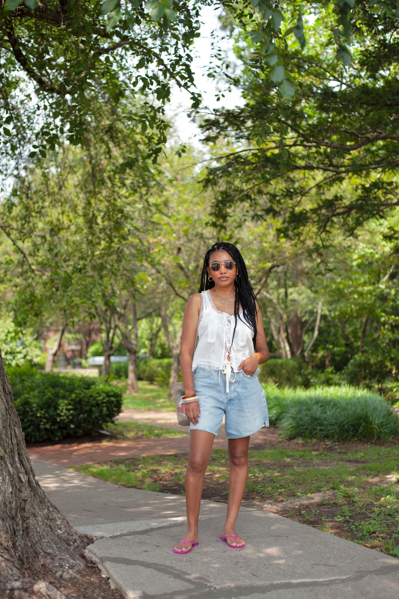 -size small in top
-size 26 in shorts
-size up one size in flip flops

#LTKSeasonal #LTKFindsUnder100 #LTKStyleTip