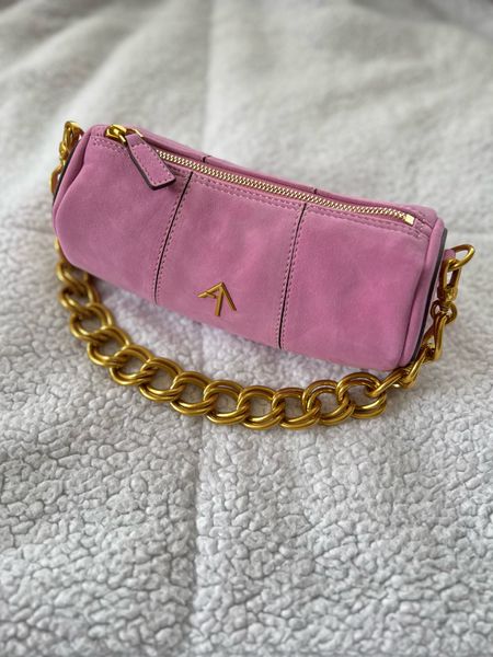 THE cutest mini cylinder bag! And it’s on sale right now!
-
Suede bag - gold chain bag - going out bag - pink suede bag - pink barrel bag - pink mini bag - ootd - OOTN - manu atelier - pink suede hobo - pink leather bag - affordable luxury - bags under $200

#LTKparties #LTKitbag #LTKstyletip