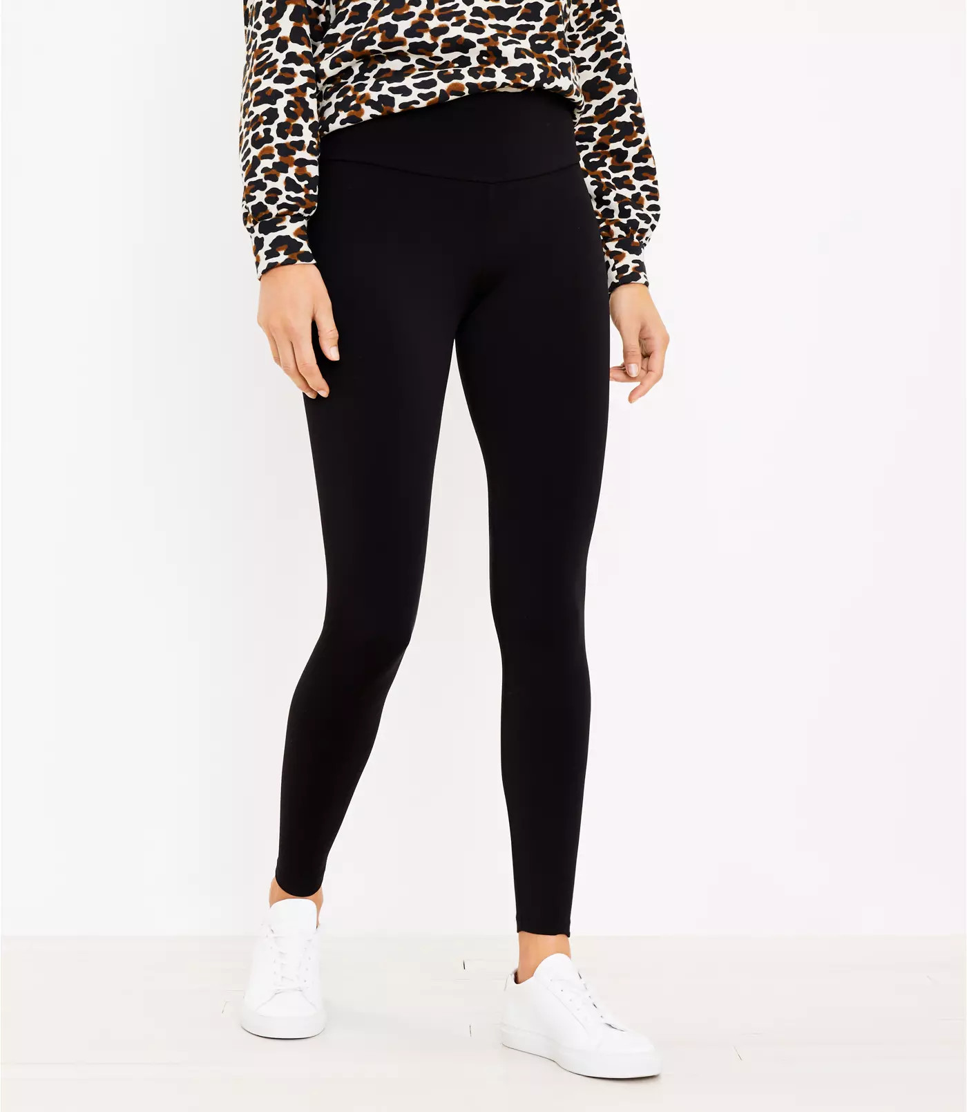 Lou & Grey Brushed Feel Good Pocket Leggings | LOFT