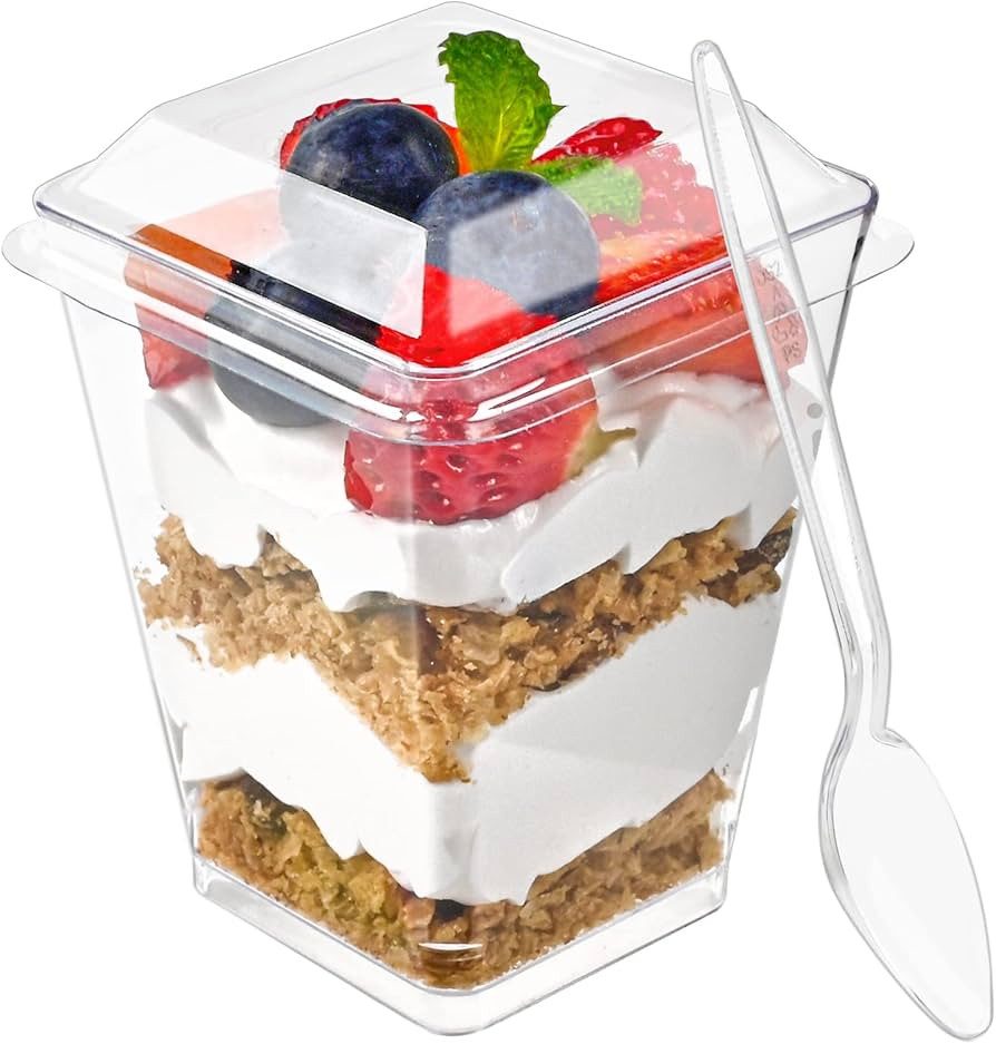 Zezzxu 50 Pack 5 oz Plastic Dessert Cups with Lids and Spoons, Banana Pudding Cups with Lids Mini... | Amazon (US)