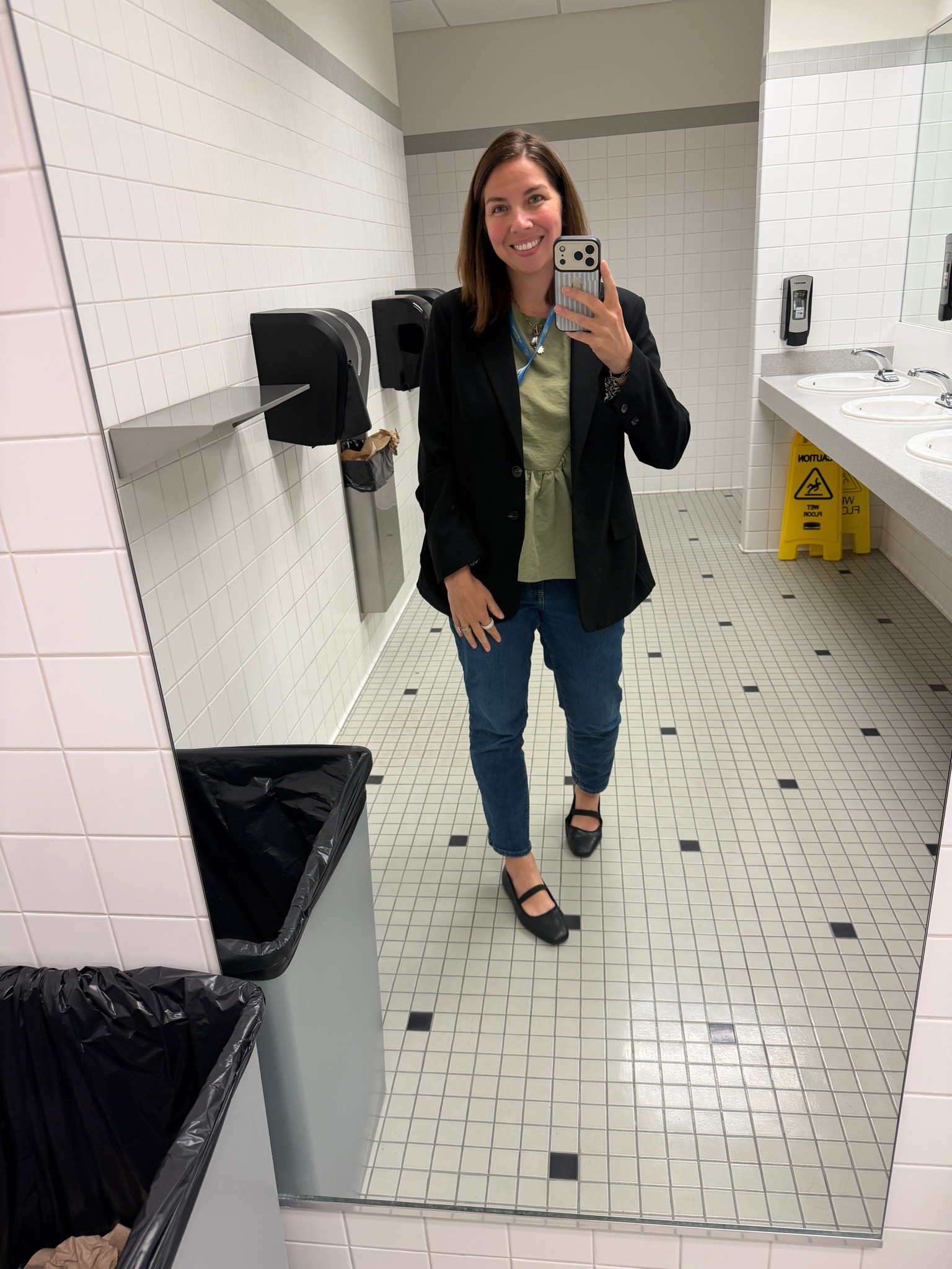 Business casual bathroom selfies…
#workwear #businesscasual #officeattire

#LTKootd #LTKdayinmylife #LTKOver40