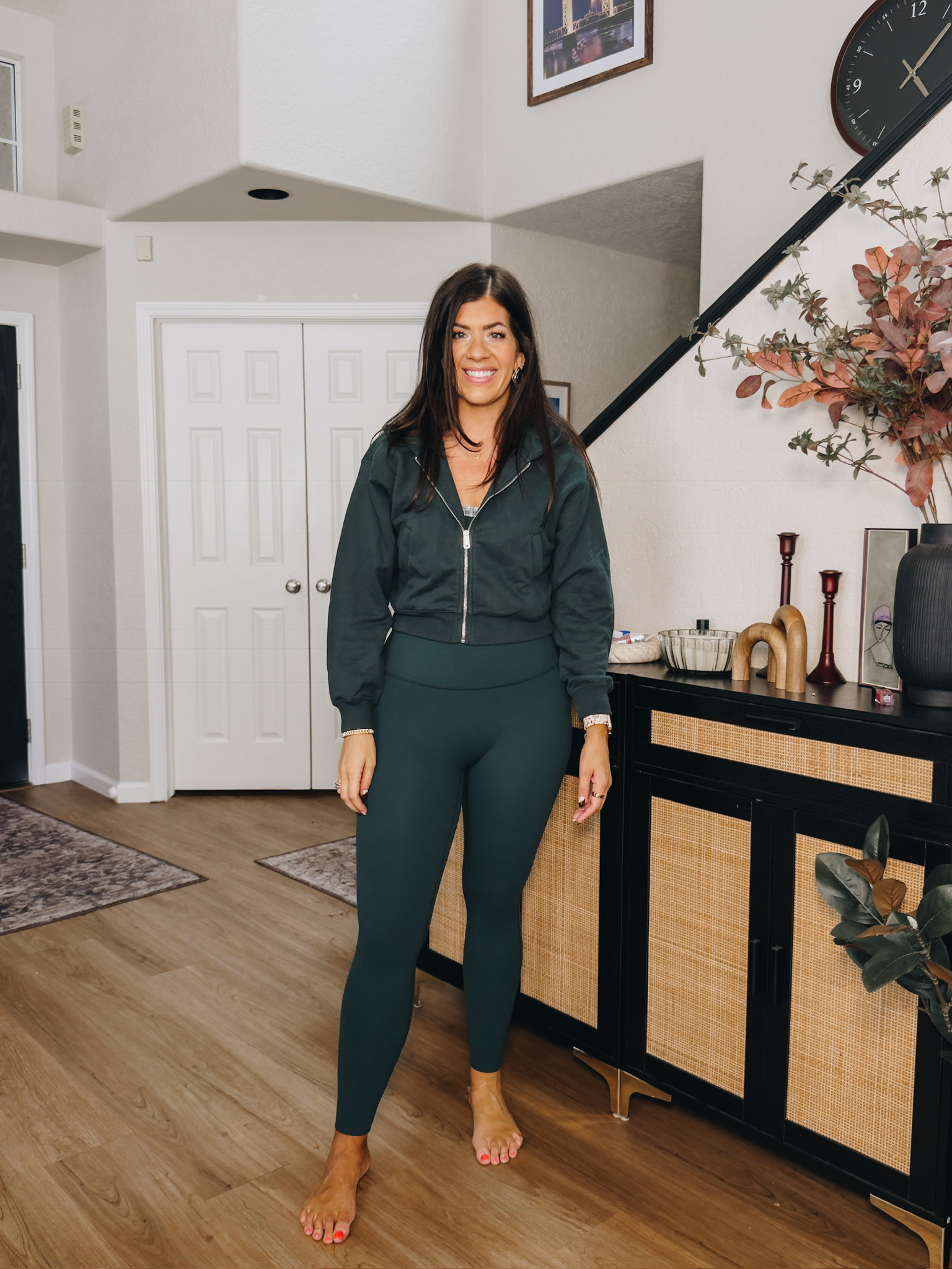 Midsize fashion, Abercrombie, fall fashion, fall style, trendy fashion, casual outfits, fall outfits, mom style  

 #LTKootd #LTKSaleAlert #LTKMidsize