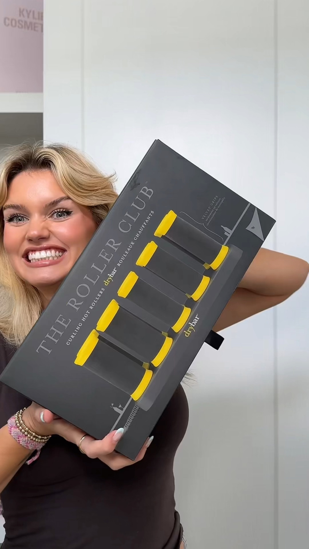 Trying hot rollers for the first time 💛