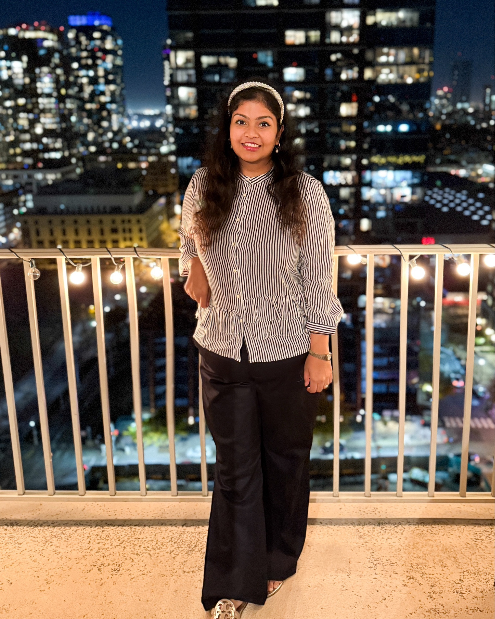 Chic black and white outfit! 

#LTKStyleTip #LTKMidsize