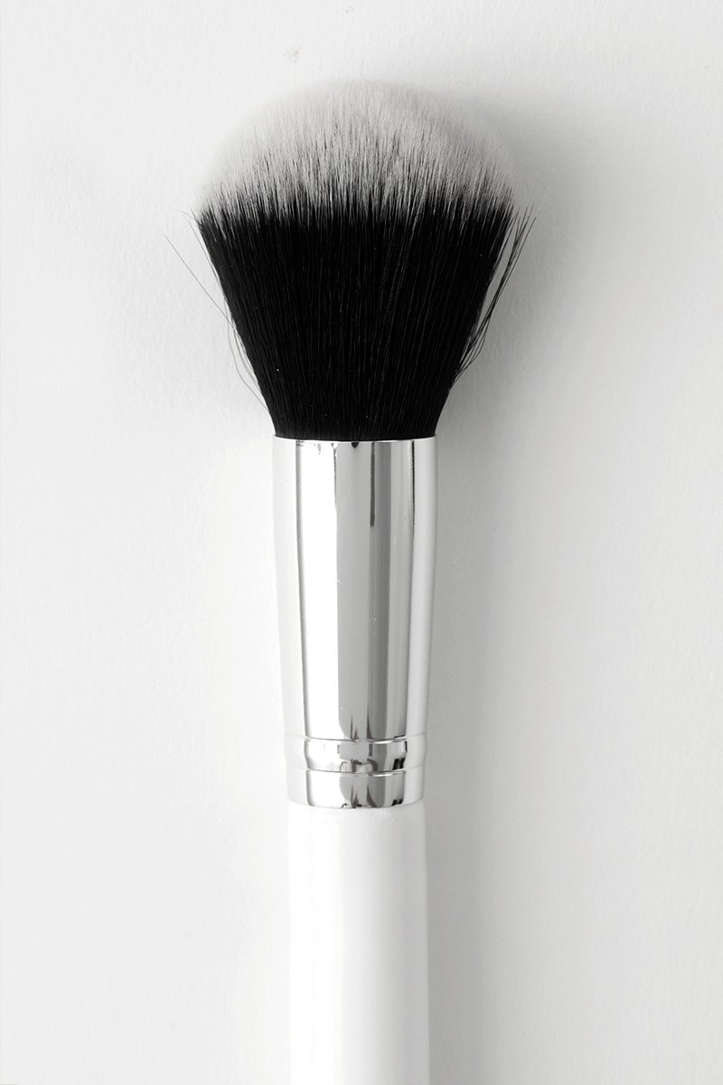 Large Powder Brush
      Brush | Colourpop