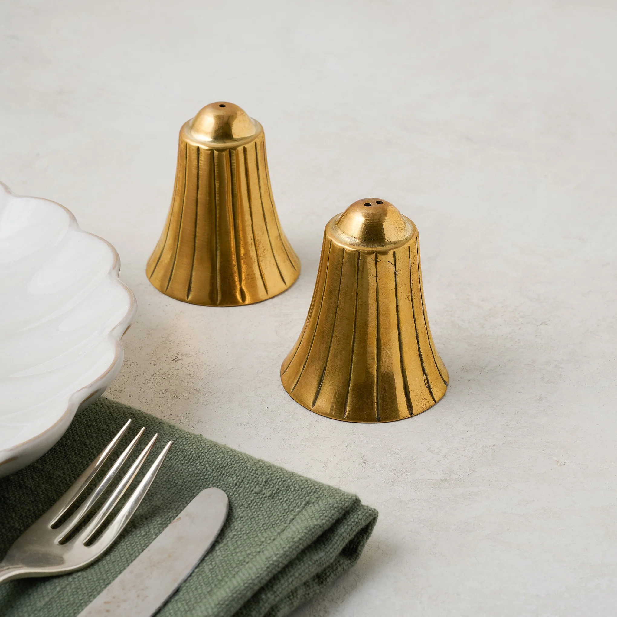 Brass Bell Salt + Pepper Set | Magnolia