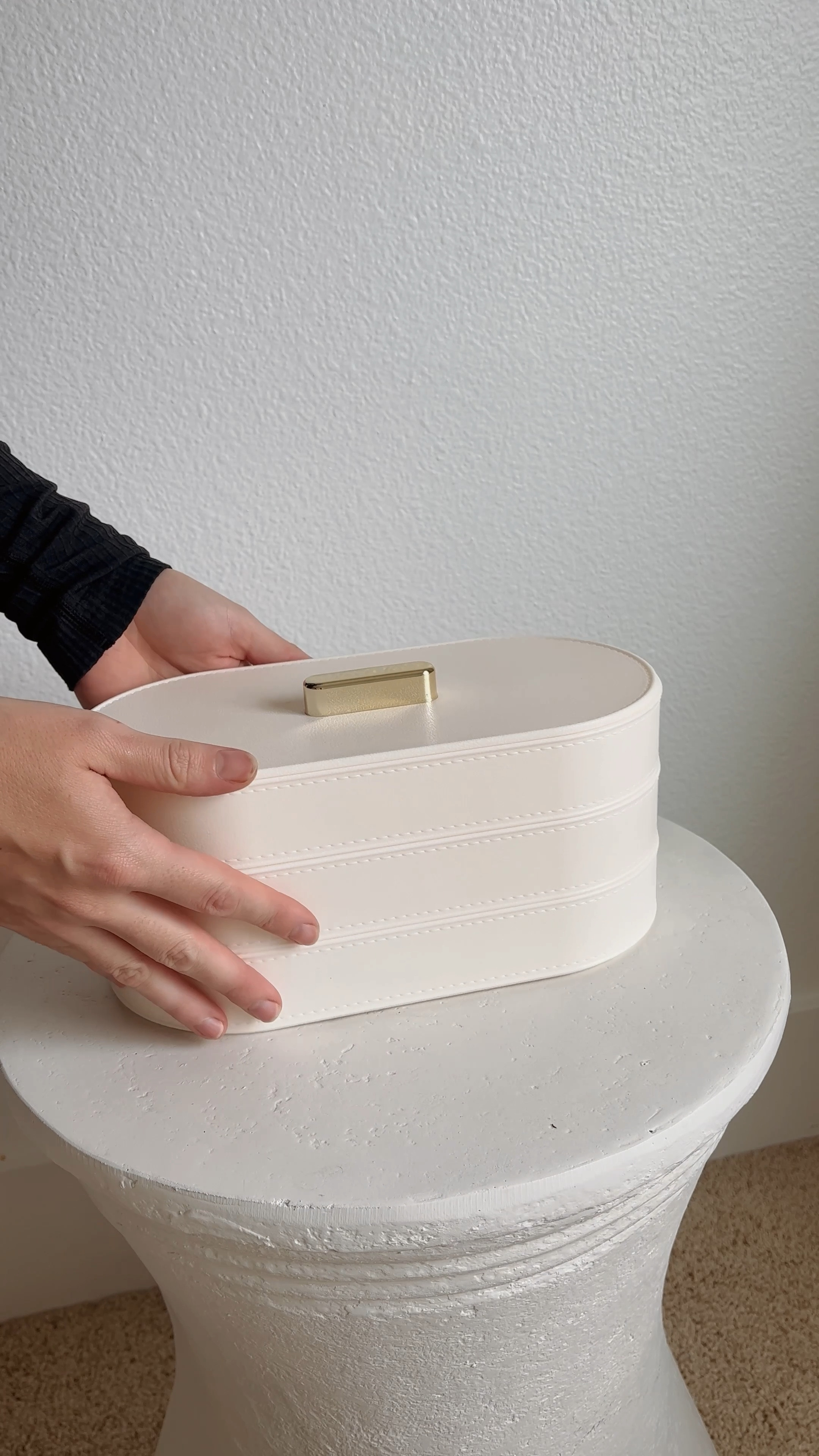 The cutest cord organizer 💗