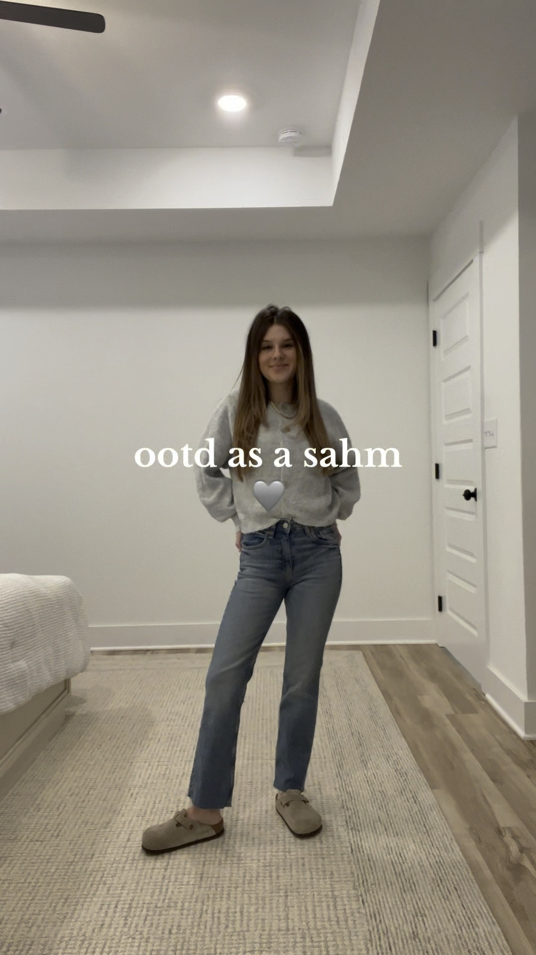 favorite sweater!! jeans are zara 🫶🏼

spring outfit
spring sweater
mom outfit


#LTKFindsUnder50 #LTKSpringSale #LTKSeasonal