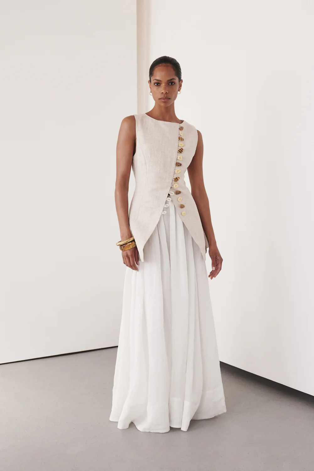 BAYLEE NATURAL LINEN VEST | DISSH