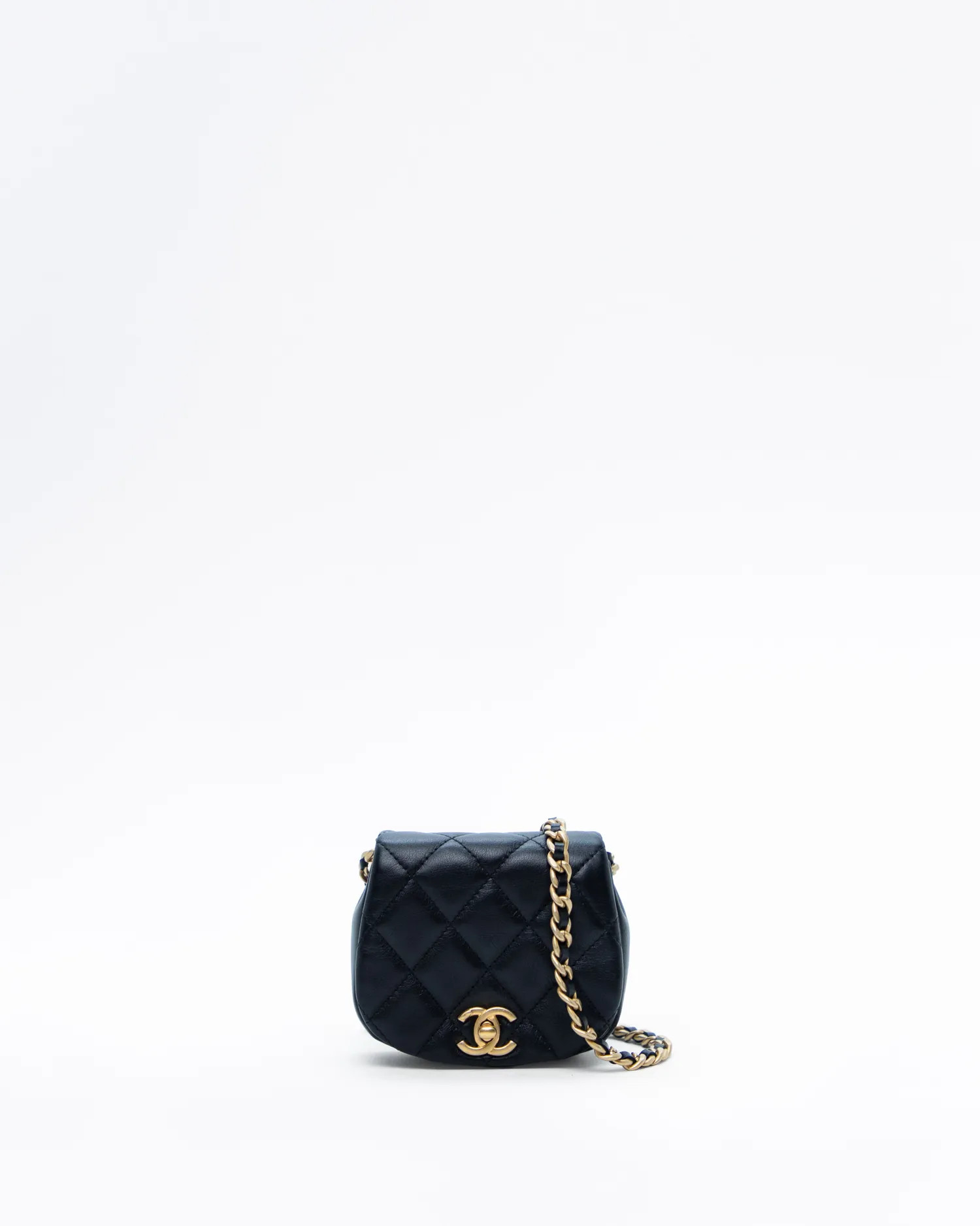 Coco Mail Mini Clutch with Chain | Vivrelle